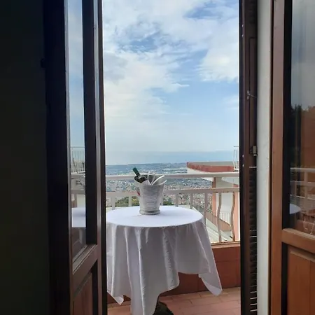 Hotel San Carlo Massa 3*